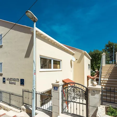 Rilovic A5 * Cavtat